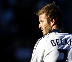 特拉普夫妇上演高难度爱情体操，社交媒体发问，你给多少分？