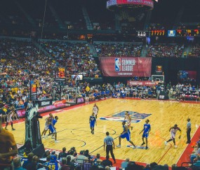 CBA：巴斯、韦伯斯特完成救赎 辽宁广厦各自取胜