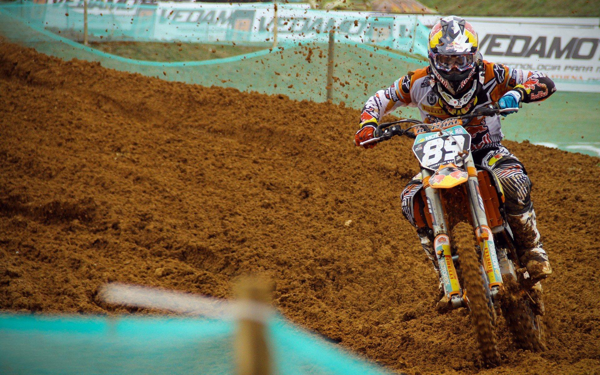 巴黎发出最后通牒,姆巴佩十天之内决定未来,否则将被出售